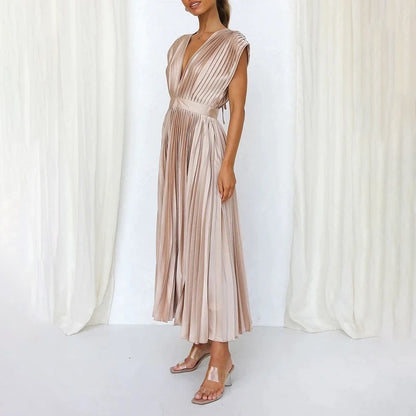Grace | Women's Pleated Midi Dress with V-Neck 1