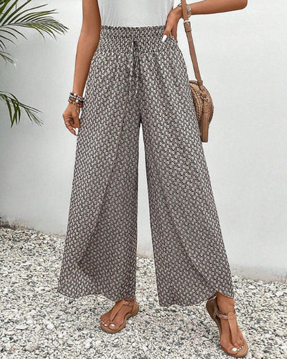 Riley | Women's Wide Leg Trousers with Geometric Print 1